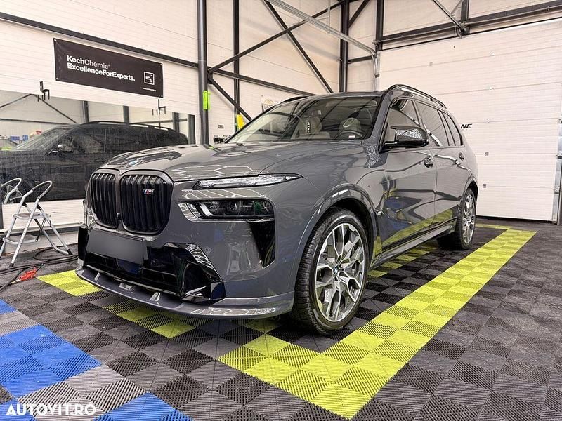 Second-hand BMW X7 M Sport 530 CP (389 kW) 2023 Culoaregri SUV