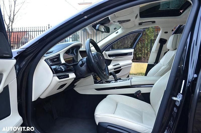 Culoarenegru Second-hand 2007 Nissan Navara Pickup | 17.800 EUR - Imagine 1/4