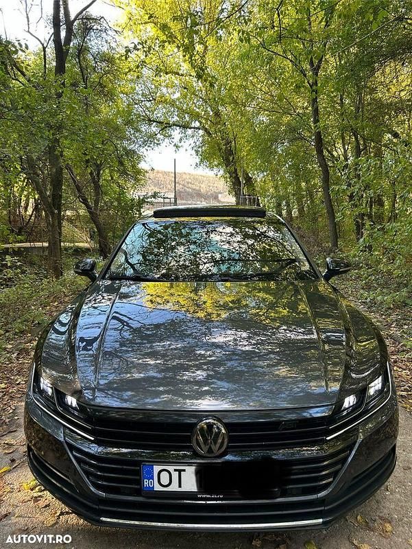 Culoaregri Utilizat 2019 VW Arteon Elegance Hatchback | 19.999 EUR (Preț OK) - Imagine 1/4