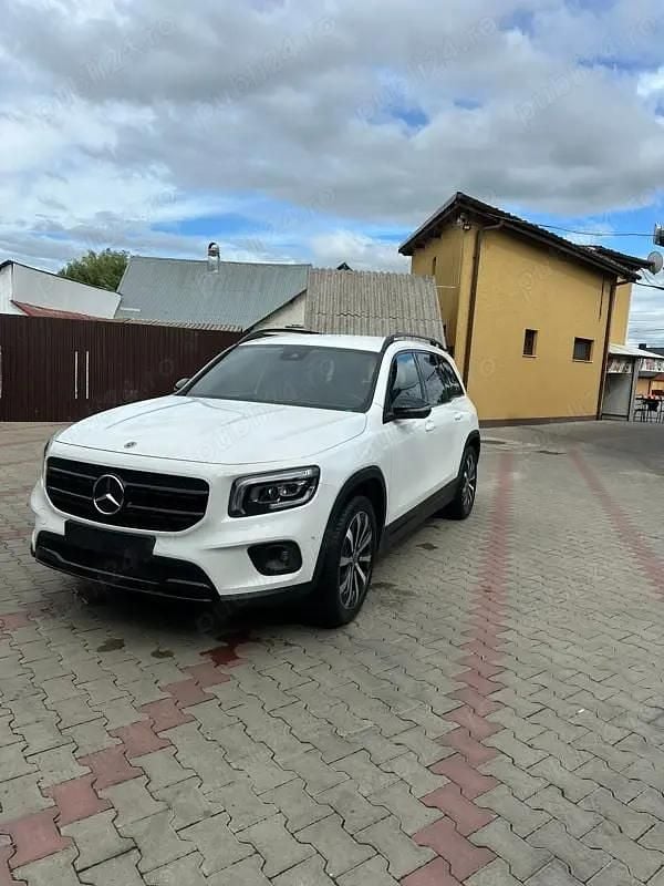 Utilizat 2022 Mercedes GLB200 SUV | 25.800 EUR - Imagine 1/4