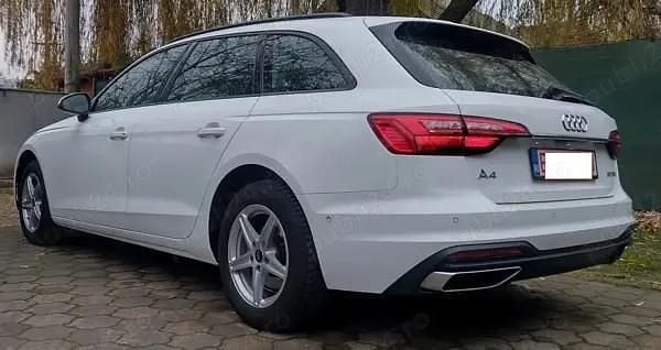 Second-hand Audi A4 136 CP (100 kW) 2023 Alb Break