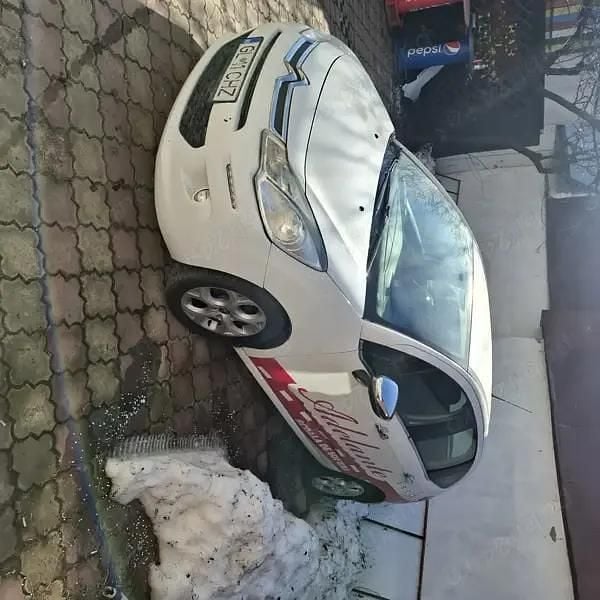 Second-hand Citroën C3 90 CP (66 kW) 2013 Alb Hatchback