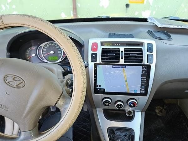 Negru Utilizat 2006 Hyundai Tucson SUV | 2.500 EUR (Super Preț) - Imagine 1/4