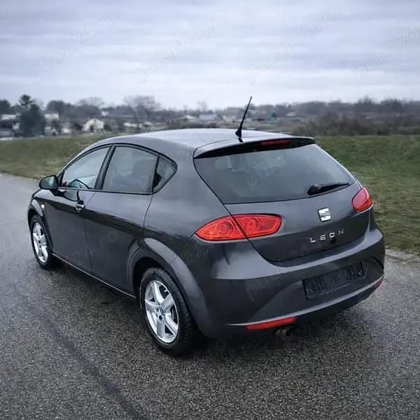 Second-hand Seat Leon 105 CP (77 kW) 2011 Hatchback
