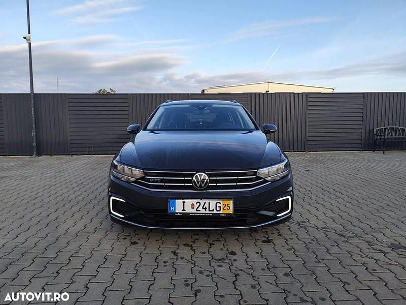 Culoaregri Utilizat 2021 VW Passat Break | 15.250 EUR (Super Preț) - Imagine 1/4