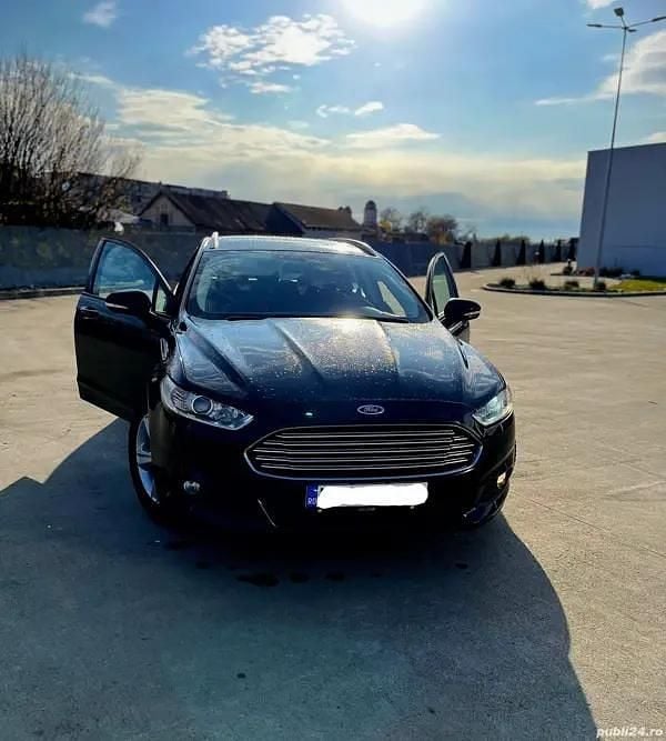 Negru Utilizat 2016 Ford Mondeo Break | 8.300 EUR (Puțin scump) - Imagine 1/4