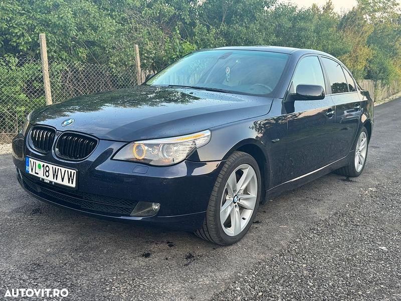 Culoarealbastru Utilizat 2007 BMW 530 Break | 6.600 EUR (Preț OK) - Imagine 1/4