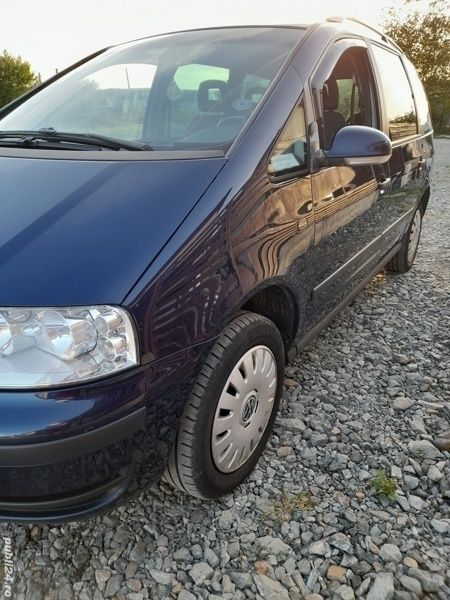 Second-hand VW Sharan 150 CP (110 kW) 2009 Monovolum