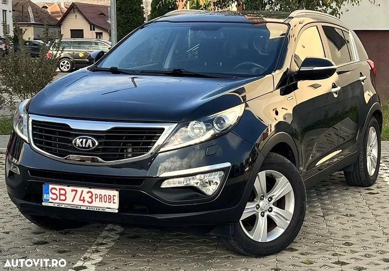 Culoarenegru Utilizat 2014 Kia Sportage Spirit SUV | 9.999 EUR (Super Preț) - Imagine 1/4