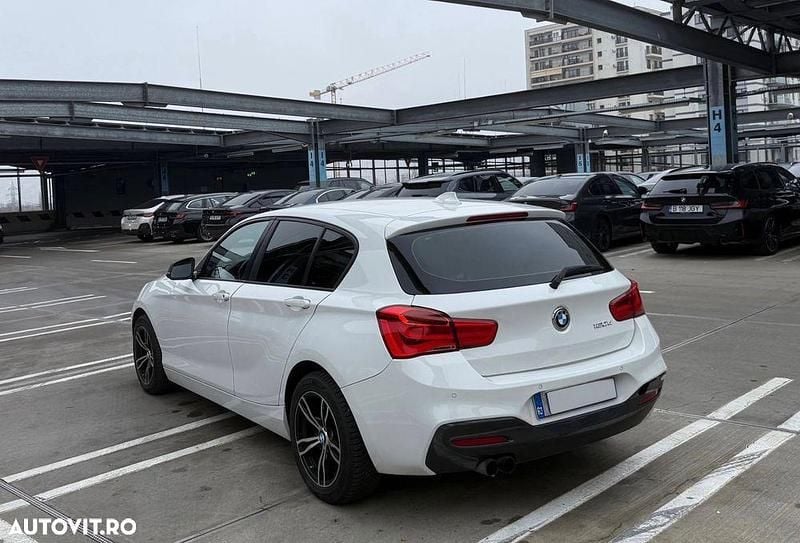 Second-hand BMW 120 Sport Line 190 CP (139 kW) 2015 Culoarealb Hatchback