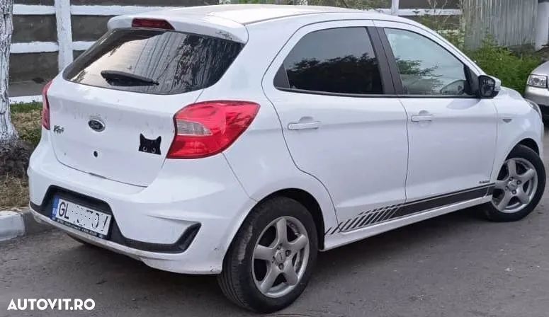 Alb Utilizat 2019 Ford Ka Plus Ultimate Hatchback | 7.250 EUR - Imagine 1/4