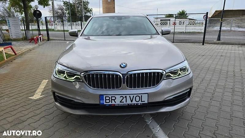 Culoaregri Utilizat 2018 BMW 520 Berlinǎ | 30.000 EUR - Imagine 1/4