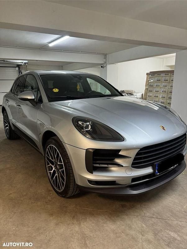 Gri Utilizat 2019 Porsche Macan SUV | 44.500 EUR - Imagine 1/4
