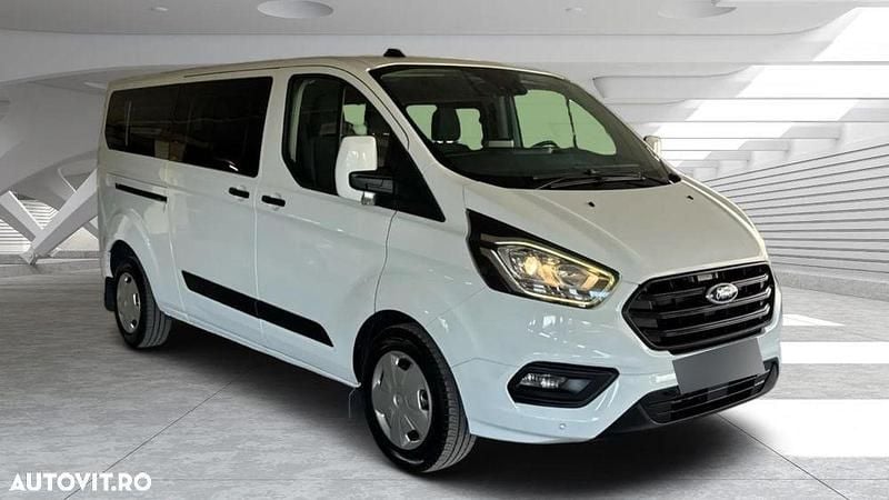 Alb Utilizat 2019 Ford Transit Custom Limited Monovolum | 17.699 EUR (Puțin scump) - Imagine 1/4