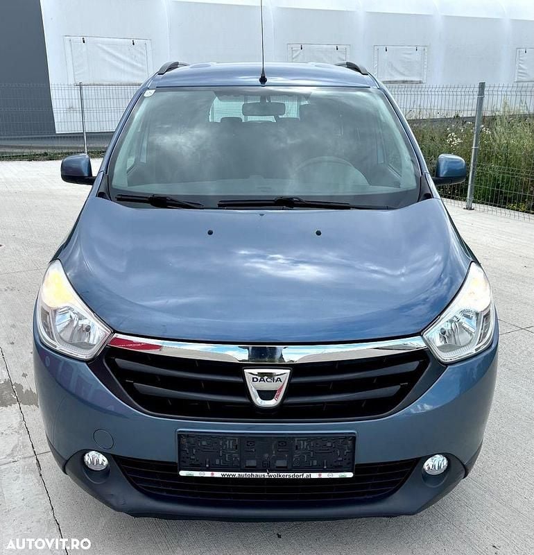 Culoarealbastru Utilizat 2015 Dacia Lodgy Comfort Monovolum | 4.500 EUR (Preț OK) - Imagine 1/4
