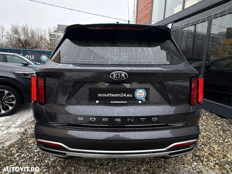 Second-hand Kia Sorento 202 CP (148 kW) 2020 Culoaremaro SUV