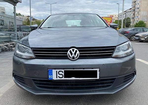 Second-hand VW Jetta 105 CP (77 kW) 2013 Berlinǎ