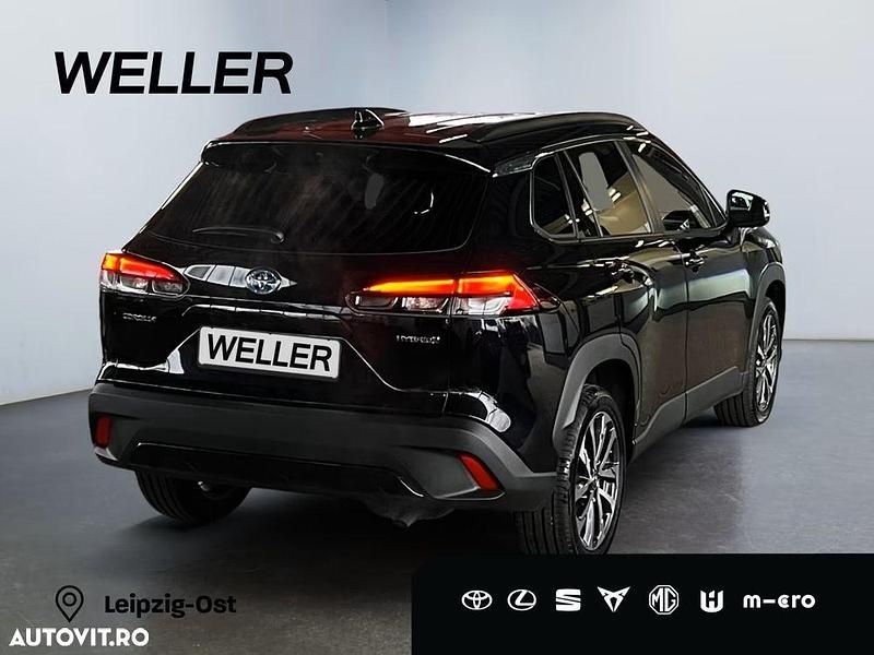Second-hand Toyota Corolla Cross Team 140 CP (102 kW) 2024 Culoarenegru SUV
