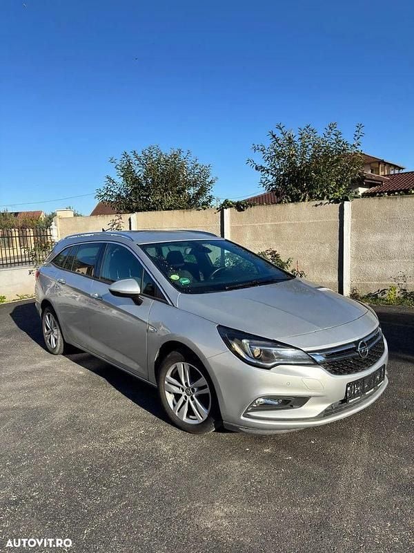 Culoareargint Utilizat 2018 Opel Astra Break | 7.399 EUR (Preț OK) - Imagine 1/4