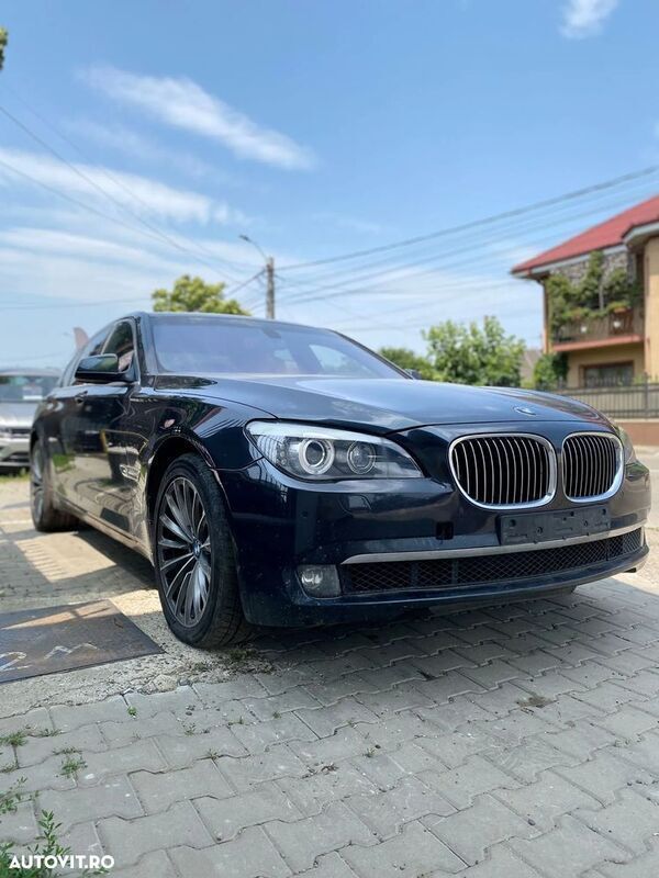 Second-hand BMW 750L 450 CP (330 kW) 2010 Negru Berlinǎ
