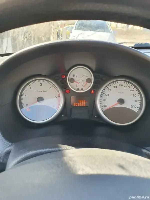 Utilizat 2011 Peugeot 206 Berlinǎ | 2.100 EUR - Imagine 1/4