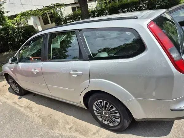Utilizat 2007 Ford Focus Monovolum | 2.400 EUR (Puțin scump) - Imagine 1/4