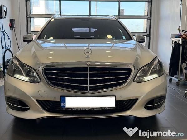 Gri Second-hand 2015 Mercedes E220 Break | 14.499 EUR (Super Preț) - Imagine 1/4