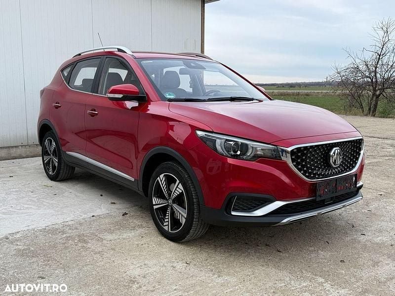 Culoarerosu Utilizat 2021 MG ZS Luxury SUV | 14.290 EUR (Preț OK) - Imagine 1/4