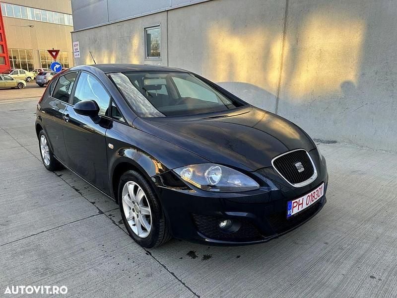Negru Utilizat 2011 Seat Leon Ecomotive | 3.990 EUR (Preț OK) - Imagine 1/4
