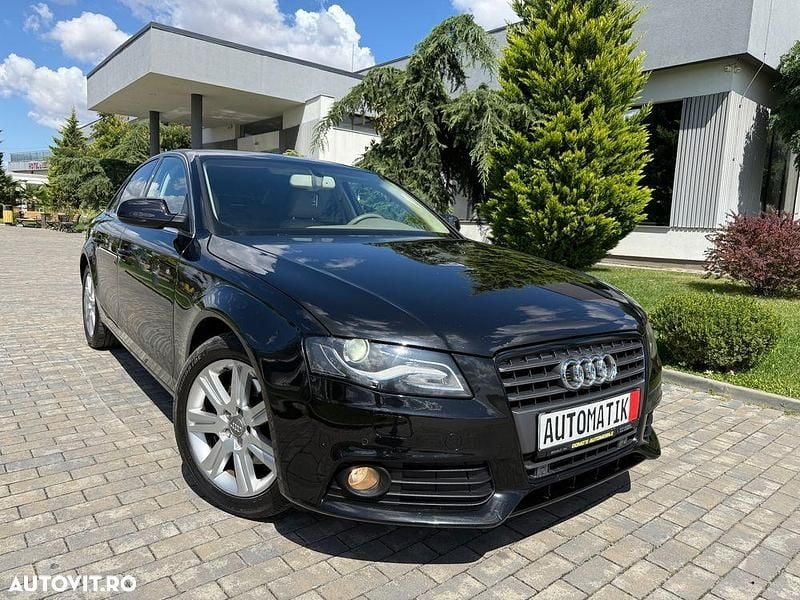 Culoarenegru Utilizat 2011 Audi A4 Berlinǎ | 8.690 EUR (Preț OK) - Imagine 1/4