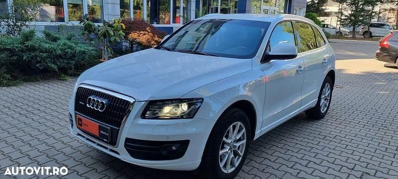 Alb Utilizat 2012 Audi Q5 SUV | 11.990 EUR (Preț bun) - Imagine 1/4