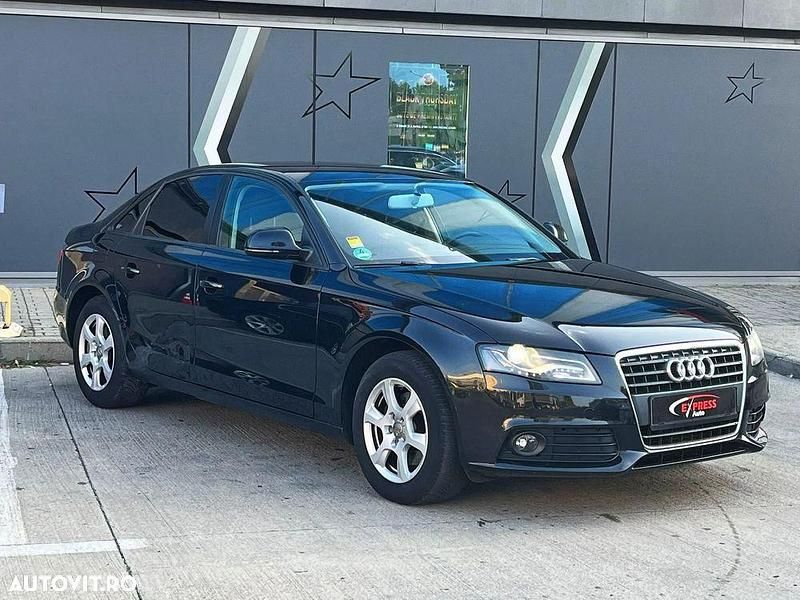 Second-hand Audi A4 Attraction 120 CP (88 kW) 2009 Culoarenegru Berlinǎ