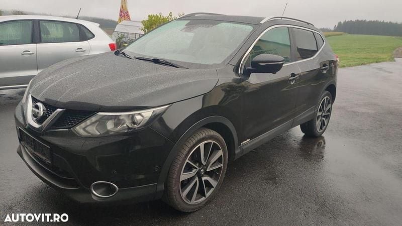 Culoarenegru Utilizat 2016 Nissan Qashqai Tekna+ SUV | 10.200 EUR (Super Preț) - Imagine 1/4