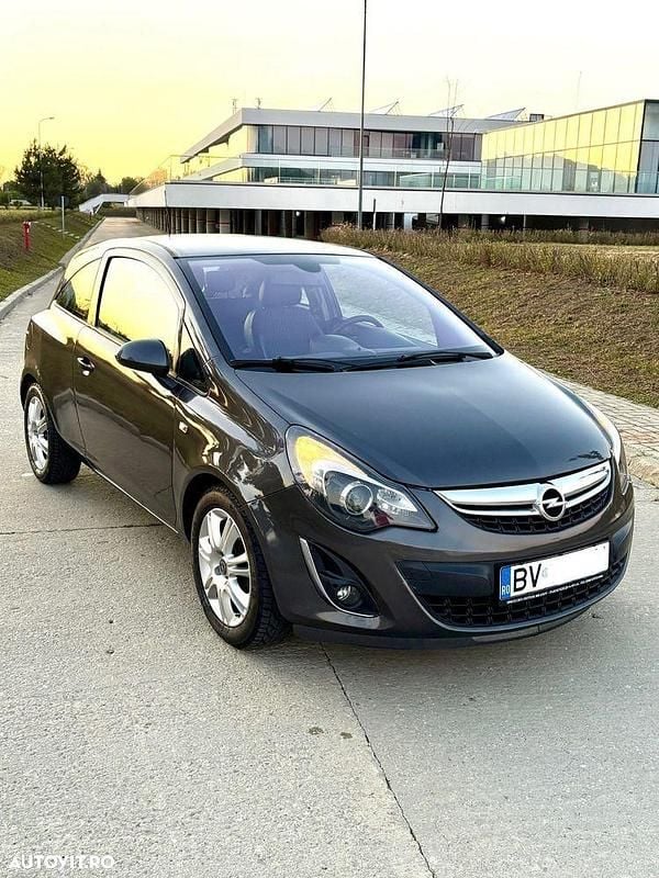 Culoaregri Utilizat 2012 Opel Corsa Sport Hatchback | 3.890 EUR (Preț OK) - Imagine 1/4