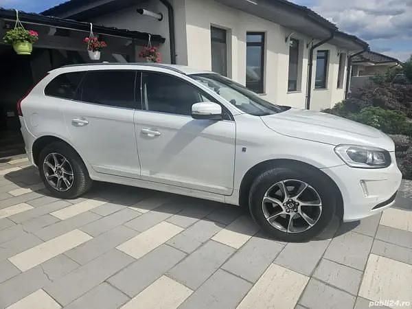 Second-hand Volvo XC60 215 CP (158 kW) 2015 Alb SUV