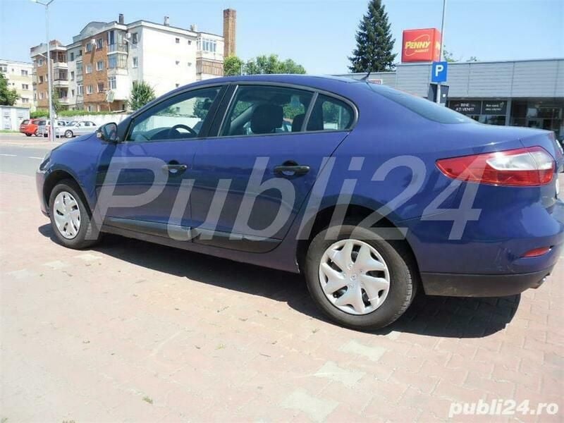 Second-hand Renault Fluence 66 kW (90 CP) 2011 Albastru Berlinǎ