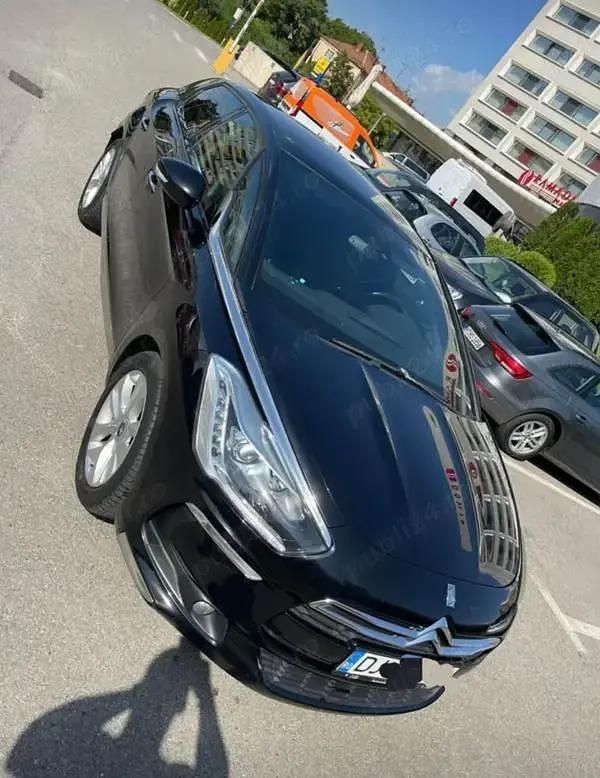 Utilizat 2012 Citroën DS5 Hatchback | 6.300 EUR - Imagine 1/4