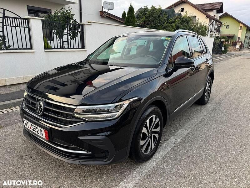 Culoarenegru Utilizat 2022 VW Tiguan Active SUV | 18.999 EUR (Super Preț) - Imagine 1/4