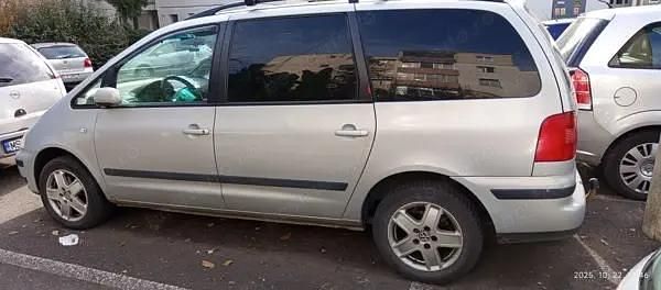 Second-hand VW Sharan 116 CP (85 kW) 2002 Gri Monovolum