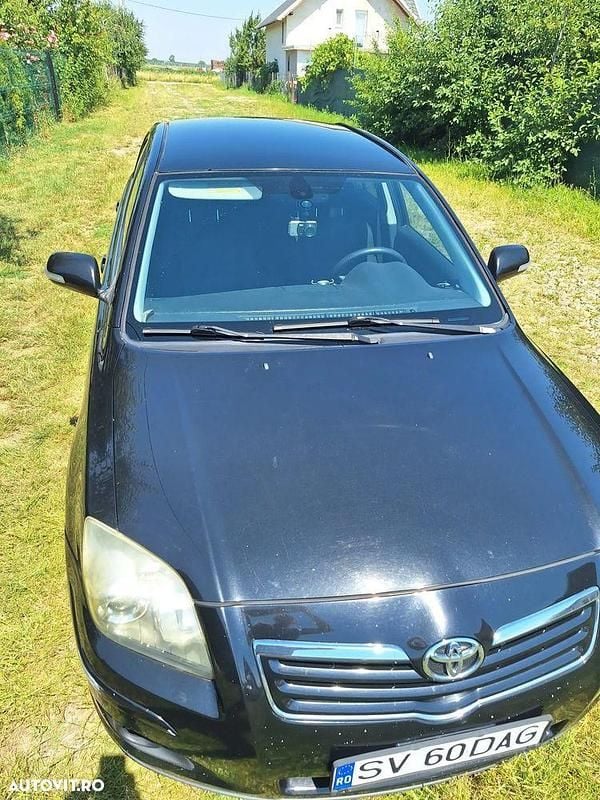 Second-hand Toyota Avensis Terra 110 CP (80 kW) 2007 Negru Berlinǎ