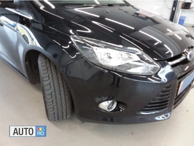 Utilizat 2011 Ford Focus Titanium Hatchback | 5.890 EUR (Preț OK) - Imagine 1/4