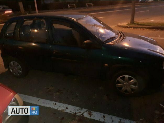 Second-hand Opel Corsa 40 CP (29 kW) 1998 Verde Hatchback