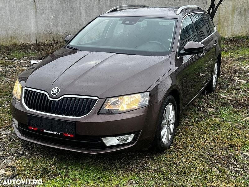 Culoaremaro Utilizat 2013 Skoda Octavia Elegance Break | 7.000 EUR (Puțin scump) - Imagine 1/4