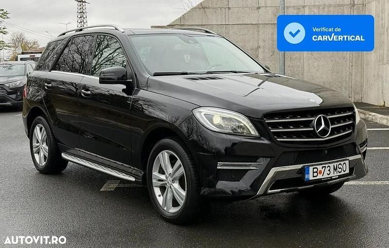 Second-hand Mercedes ML350 258 CP (189 kW) 2015 Culoarenegru SUV