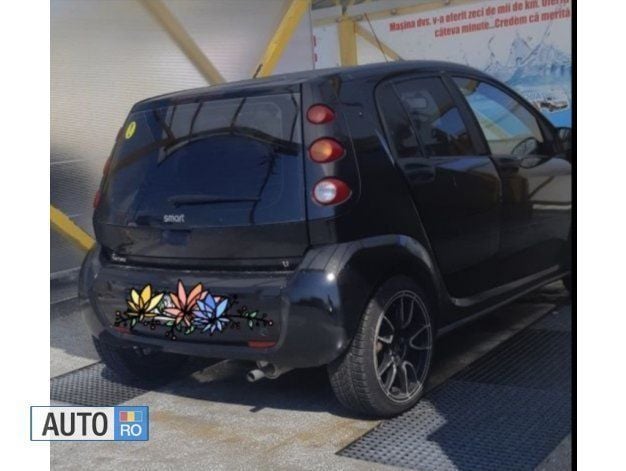 Negru Utilizat 2004 Smart ForFour Hatchback | 1.500 EUR (Preț OK) - Imagine 1/4
