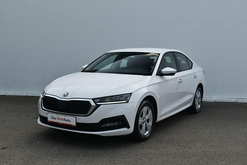 Alb Utilizat 2022 Skoda Octavia | 18.898 EUR (Preț bun) - Imagine 1/4