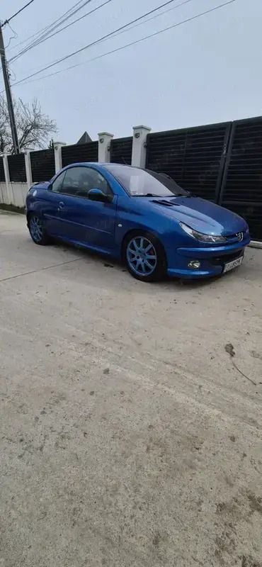 Utilizat 2003 Peugeot 206 CC Cabrio | 1.100 EUR - Imagine 1/2