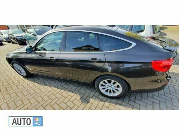 Second-hand BMW 320 190 CP (139 kW) 2018 Maro Berlinǎ