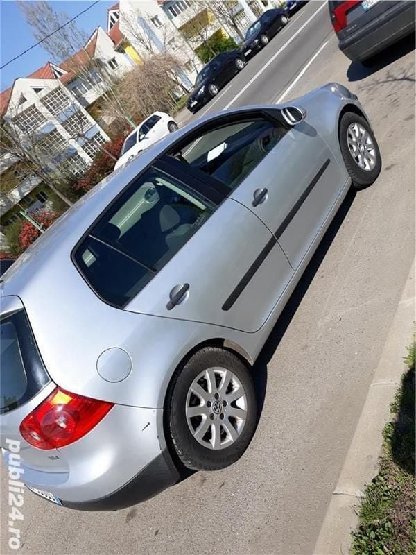 Second-hand VW Golf IV 105 CP (77 kW) 2005 Gri Hatchback