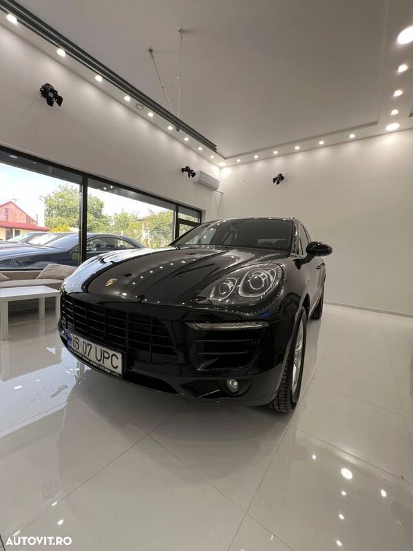 Negru Utilizat 2015 Porsche Macan SUV | 21.499 EUR - Imagine 1/4